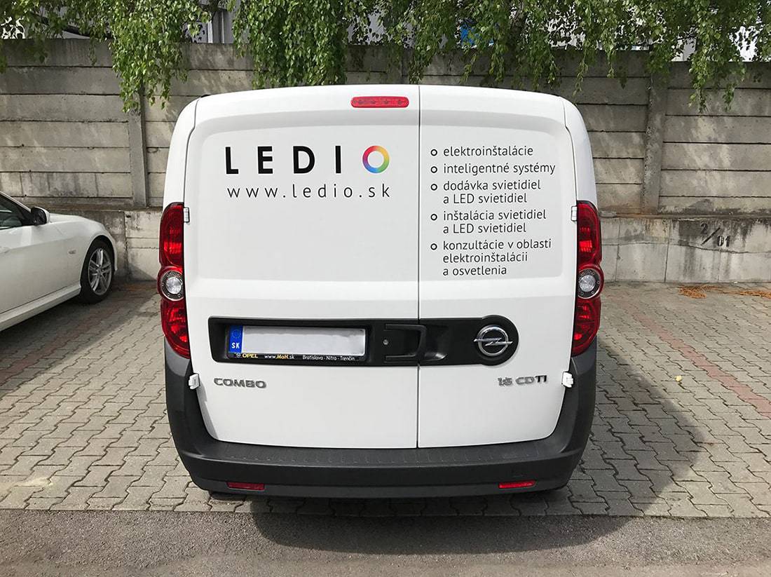 LEDIO - návrh a polep automobilu